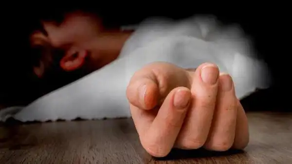 تعبیر خواب دختر فوت شده + برای مرد و زن متاهل و پسر و دختر مجرد