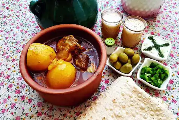 تعبیر خواب آبگوشت چیست برای زن متاهل + برای مرد و زن متاهل و پسر و دختر مجرد
