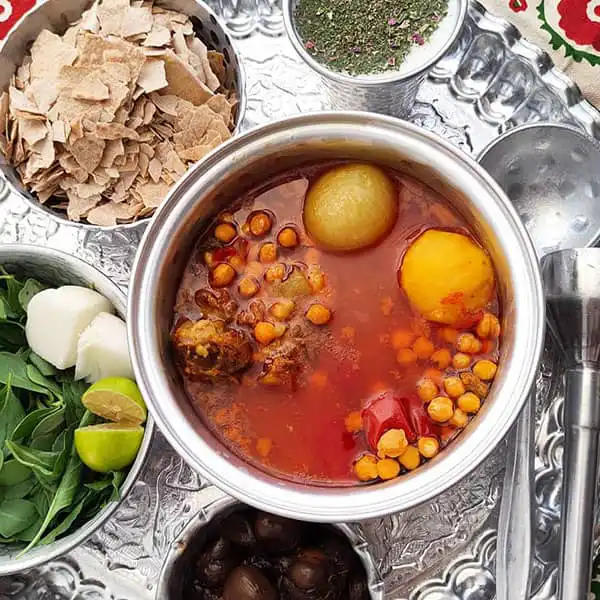 تعبیر خواب آبگوشت نخود برای زن متاهل + برای مرد و زن متاهل و پسر و دختر مجرد