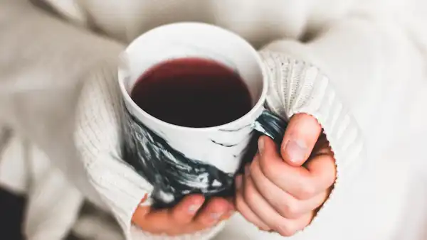 تعبیر خواب چای خوردن + برای مرد و زن متاهل و پسر و دختر مجرد