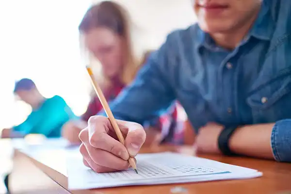 تعبیر خواب امتحان دادن مرده + برای مرد و زن متاهل و پسر و دختر مجرد