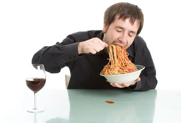 تعبیر خواب غذا خوردن و سیر نشدن برای زن متاهل + برای مرد و زن متاهل و پسر و دختر مجرد