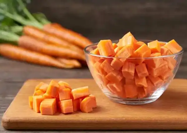 تعبیر خواب هویج در خانه + برای مرد و زن متاهل و پسر و دختر مجرد