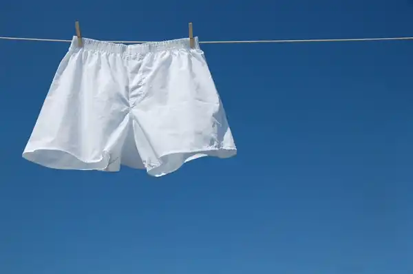 تعبیر خواب شورت برای زن متاهل + برای مرد و زن متاهل و پسر و دختر مجرد