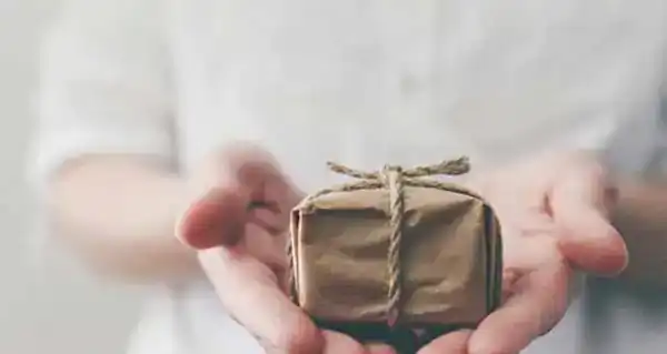 تعبیر خواب عاریت برای زن متاهل + برای مرد و زن متاهل و پسر و دختر مجرد