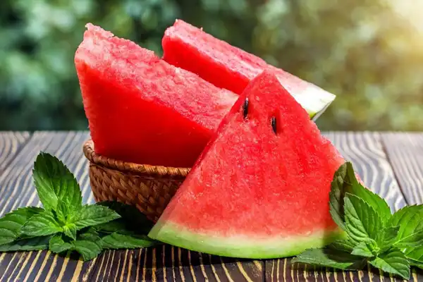 تعبیر خواب هندوانه برای زن متاهل + برای مرد و زن متاهل و پسر و دختر مجرد