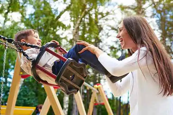 تعبیر خواب تاب برای زن متاهل + برای مرد و زن متاهل و پسر و دختر مجرد