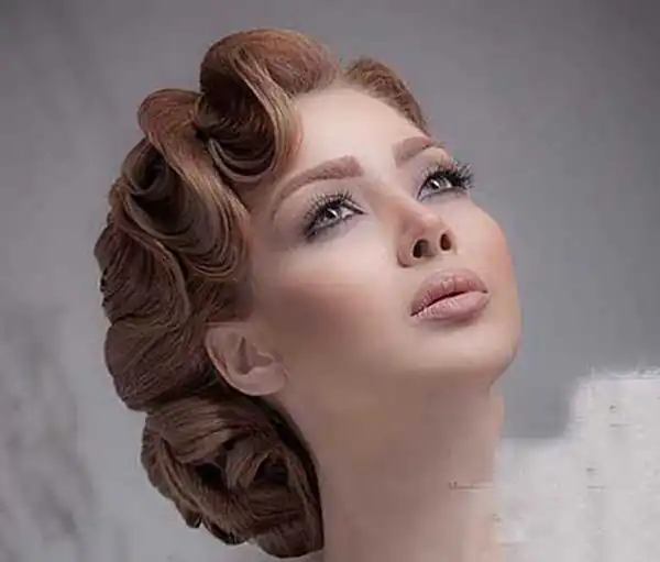 مدل عروس جدید سبک اروپایی با آرایش مات و تمرکز بر جزئیات ظریف چهره