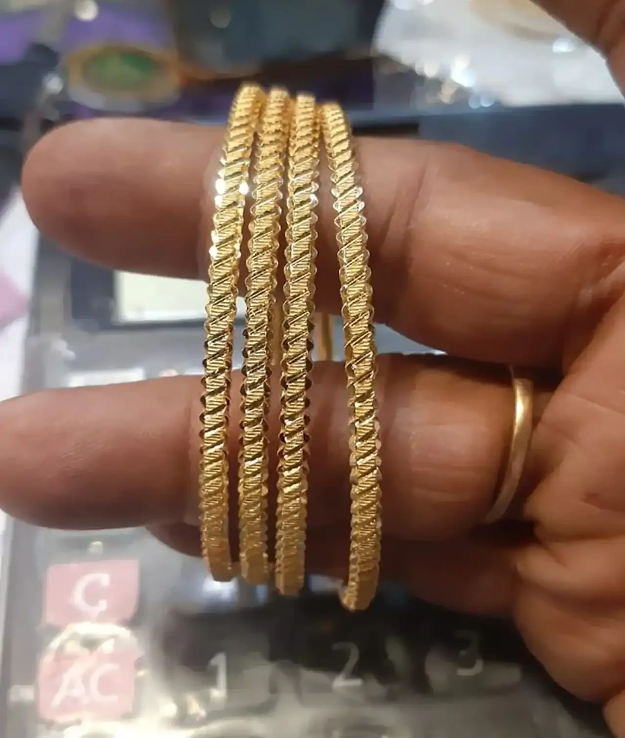 جدیدترین مدل النگو + زیباترین و شیک ترین مدل های النگو طلا ترند امسال