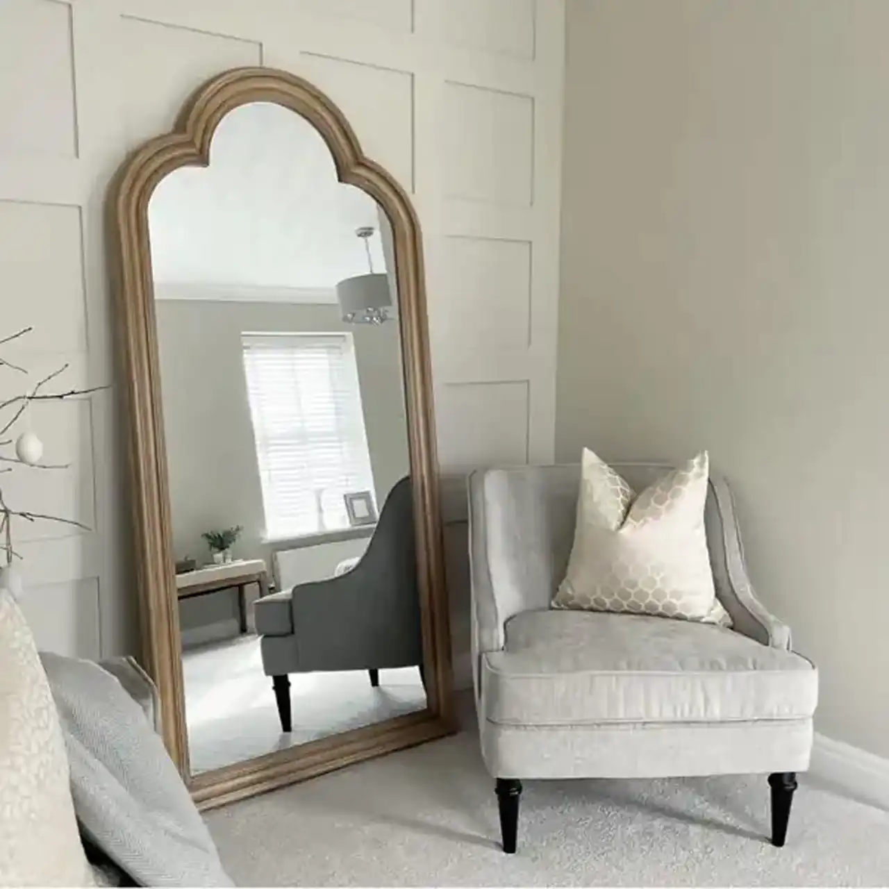 مدل آینه برای پذیرایی + با این مدل آینه ها جلوه پذیرایی خانه را چند برابر کن