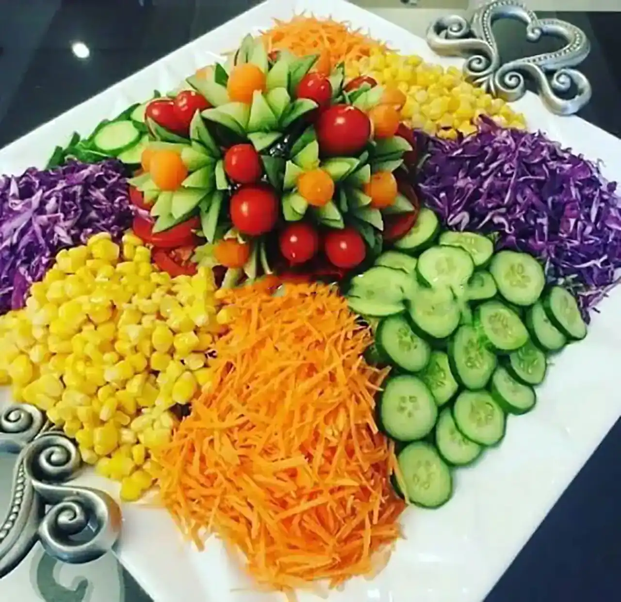 چند مدل سالاد مجلسی