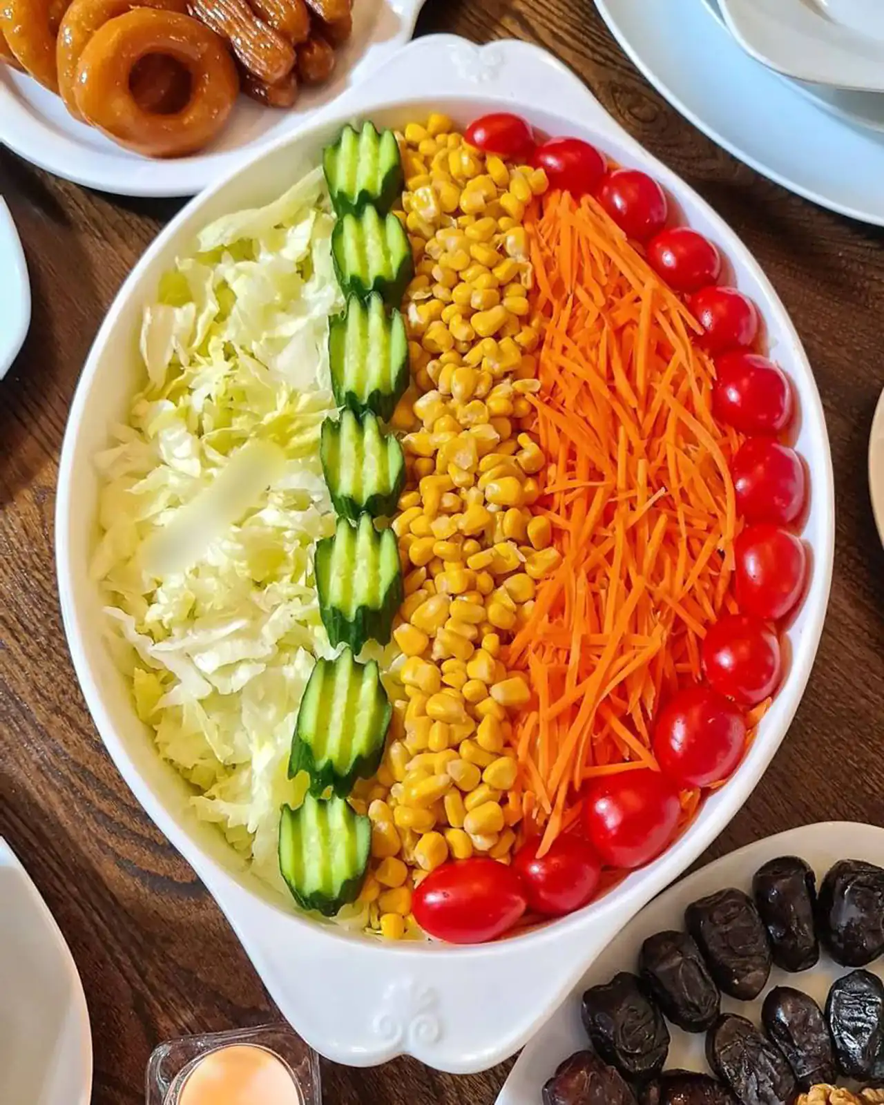 چند مدل سالاد مجلسی