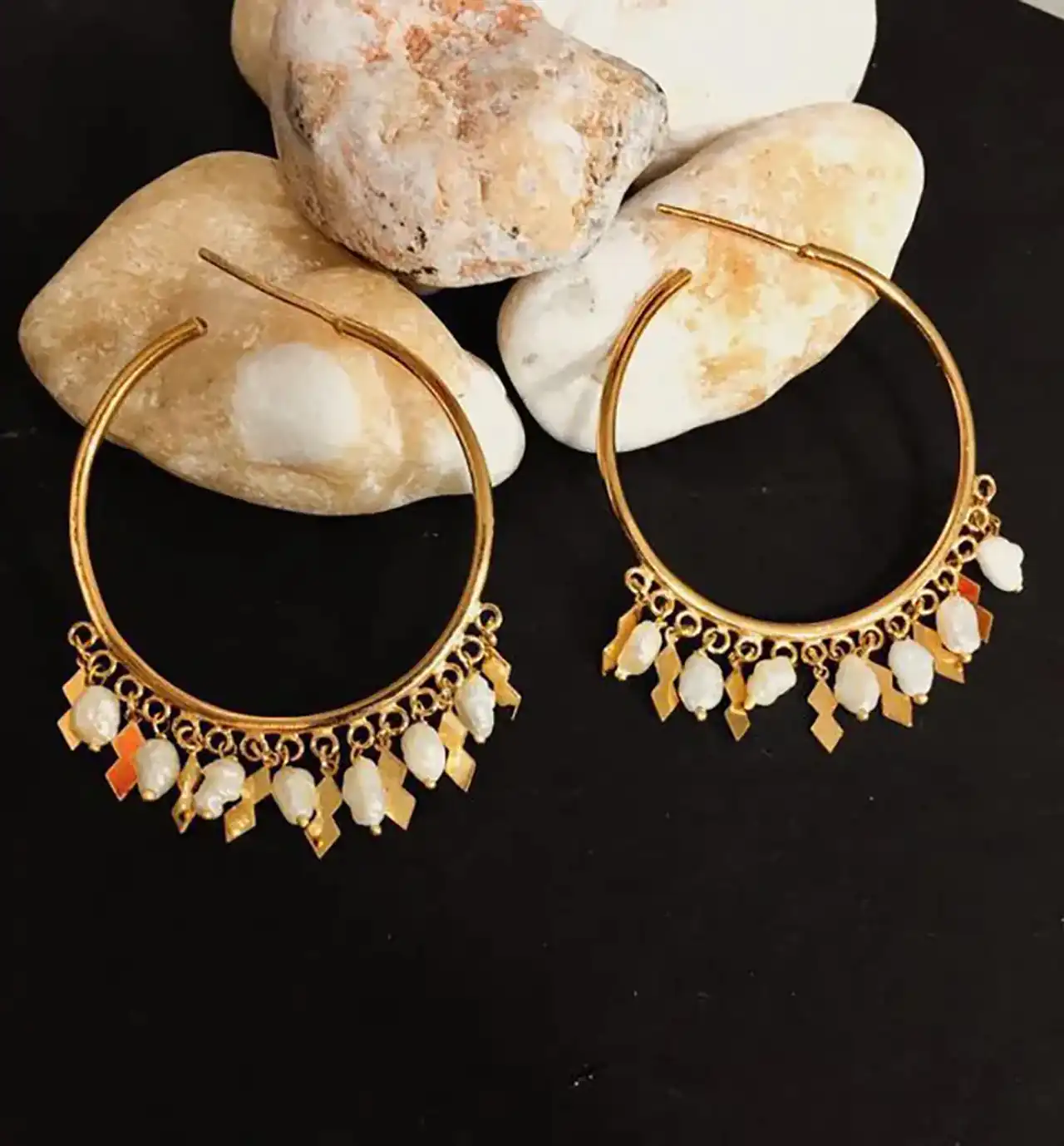 مدل گوشواره حلقه ای + زیباترین مدل های گوشواره حلقه ای خاص و لاکچری این روزها