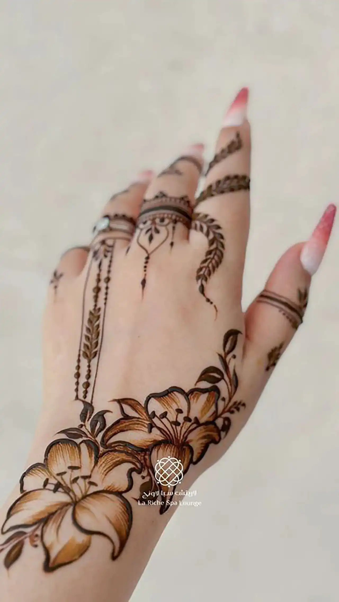 مدل حنا پینترستی + زیباترین مدل های حنا دست که کلی هنر و اصالت پشتشه