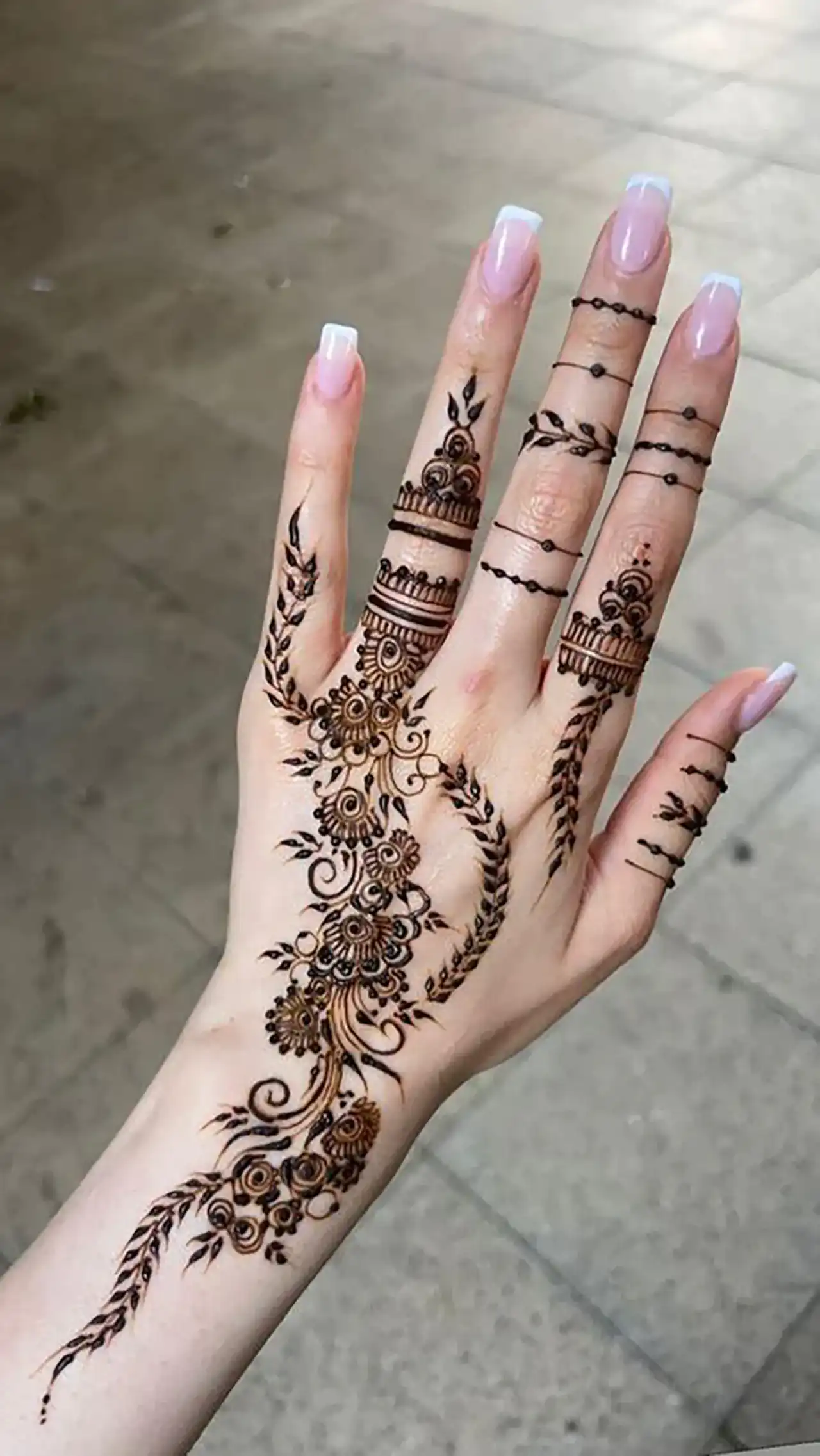 مدل حنا پینترستی + زیباترین مدل های حنا دست که کلی هنر و اصالت پشتشه