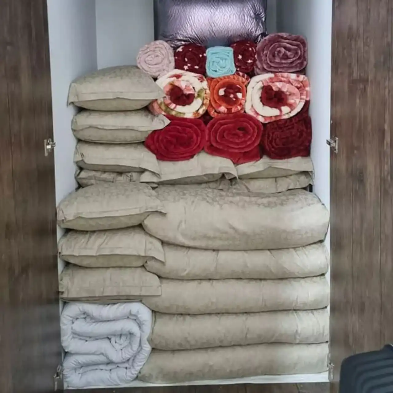 ایده چیدمان کمد دیواری