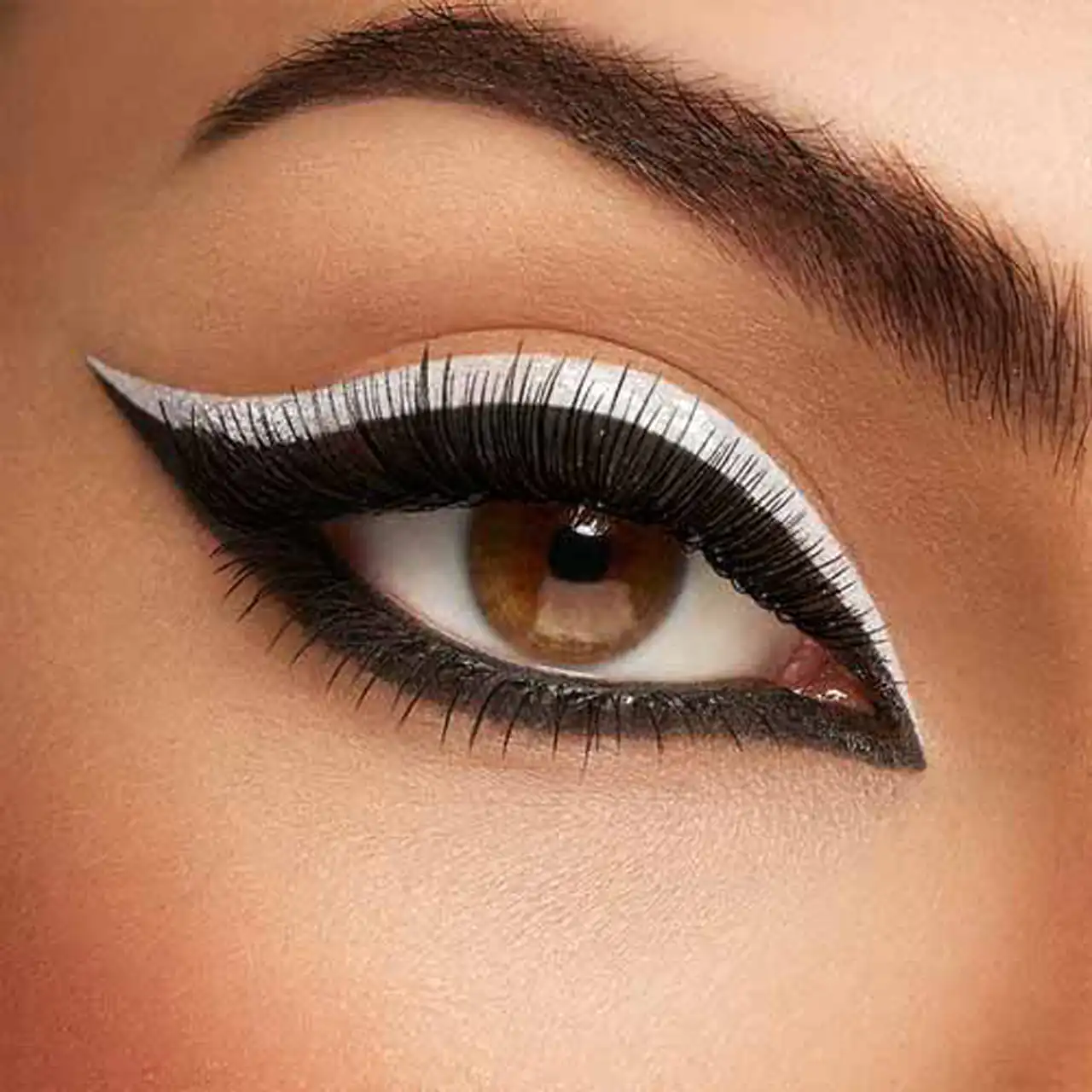 مدل خط چشم اسپرت + نمونه های جدید از خط چشم اسپرت زنانه و دخترانه