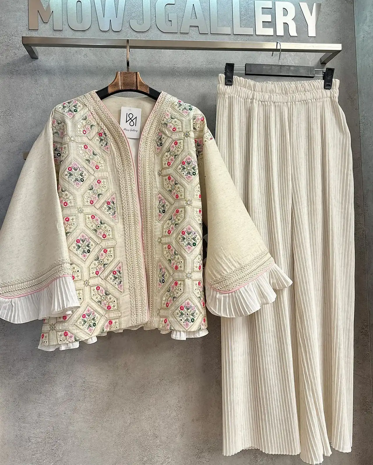 کت سوزن دوزی مجلسی + باکلاس ترین مدل های کت سوزن دوزی مجلسی زنانه با سارافون و دامن