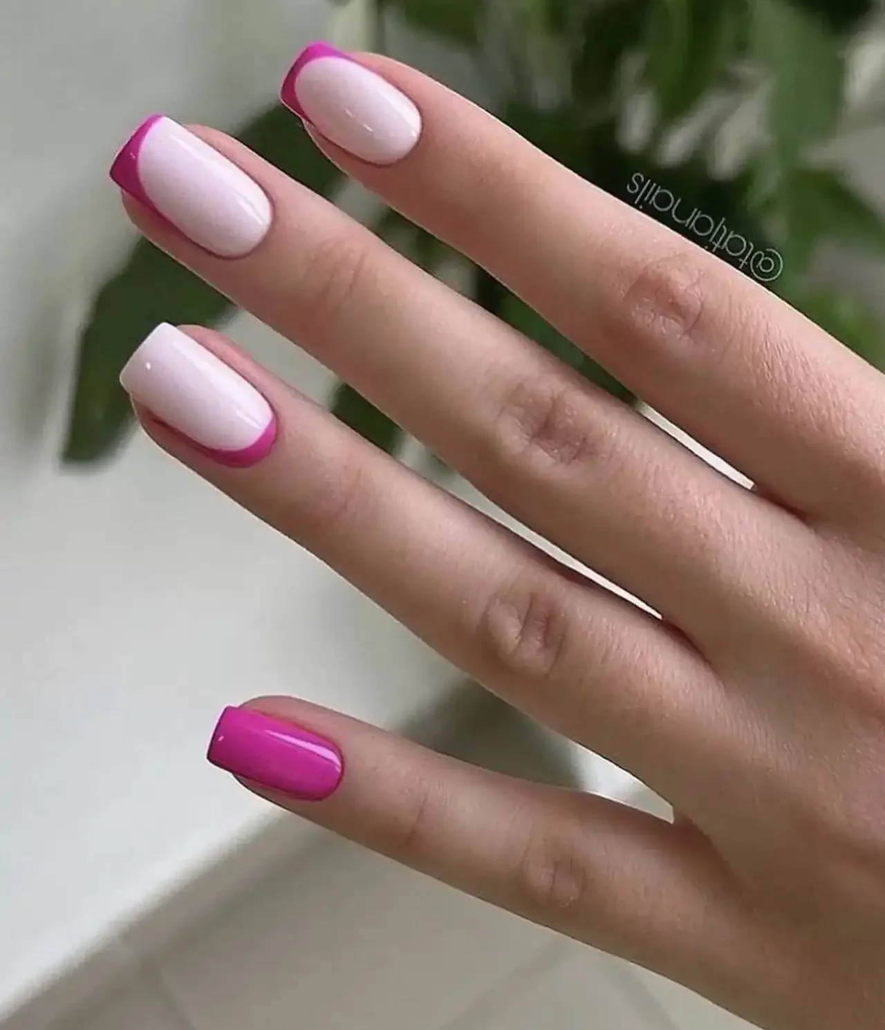مدل لاک ژل + زیباترین مدل های لاک ژل بسیار زیبا و شیک و لاکچری ترند امسال