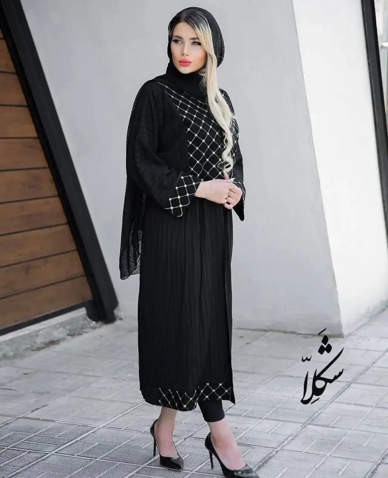 مدل مانتو مشکی + محبوب ترین نمونه های مدل مانتو مشکی ترند امسال