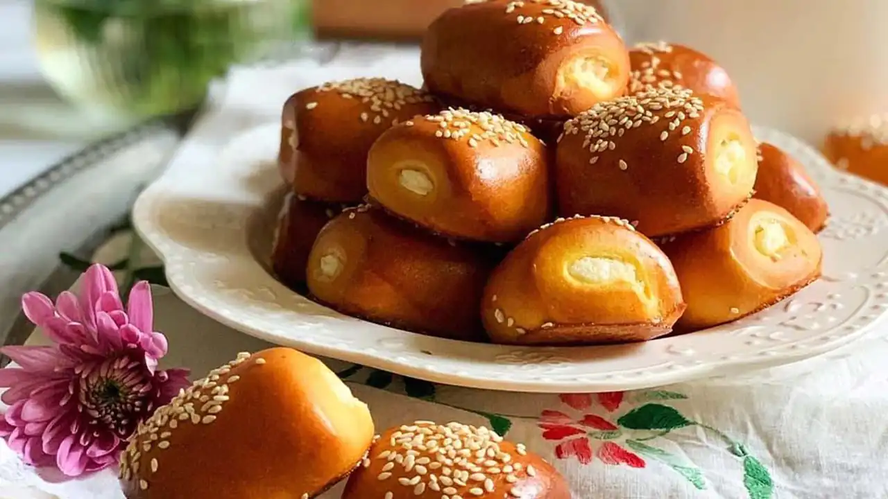 چند مدل شیرینی + تصاویر بسیار زیبا از انواع مختلف شیرینی تر و خشک لاکچری