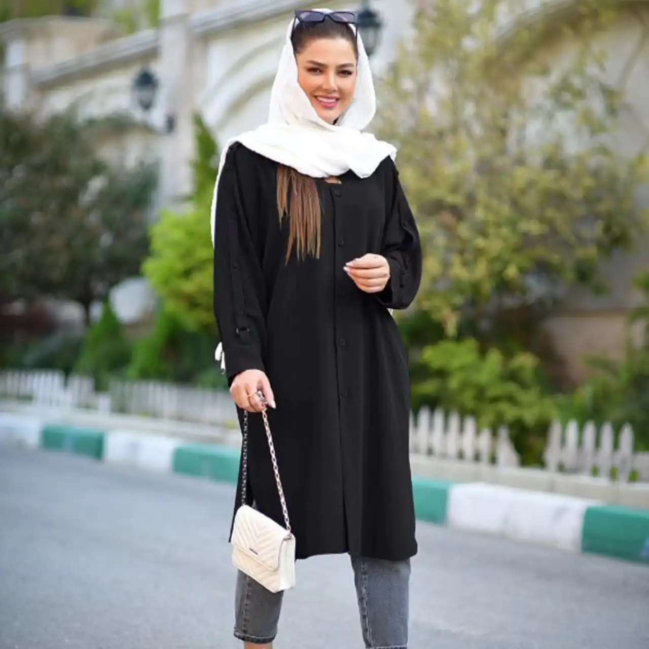 مدل مانتو ابروبادی دکمه دار + زیباترین مدل های مانتو ابروبادی دکمه دار شیک و لاکچری