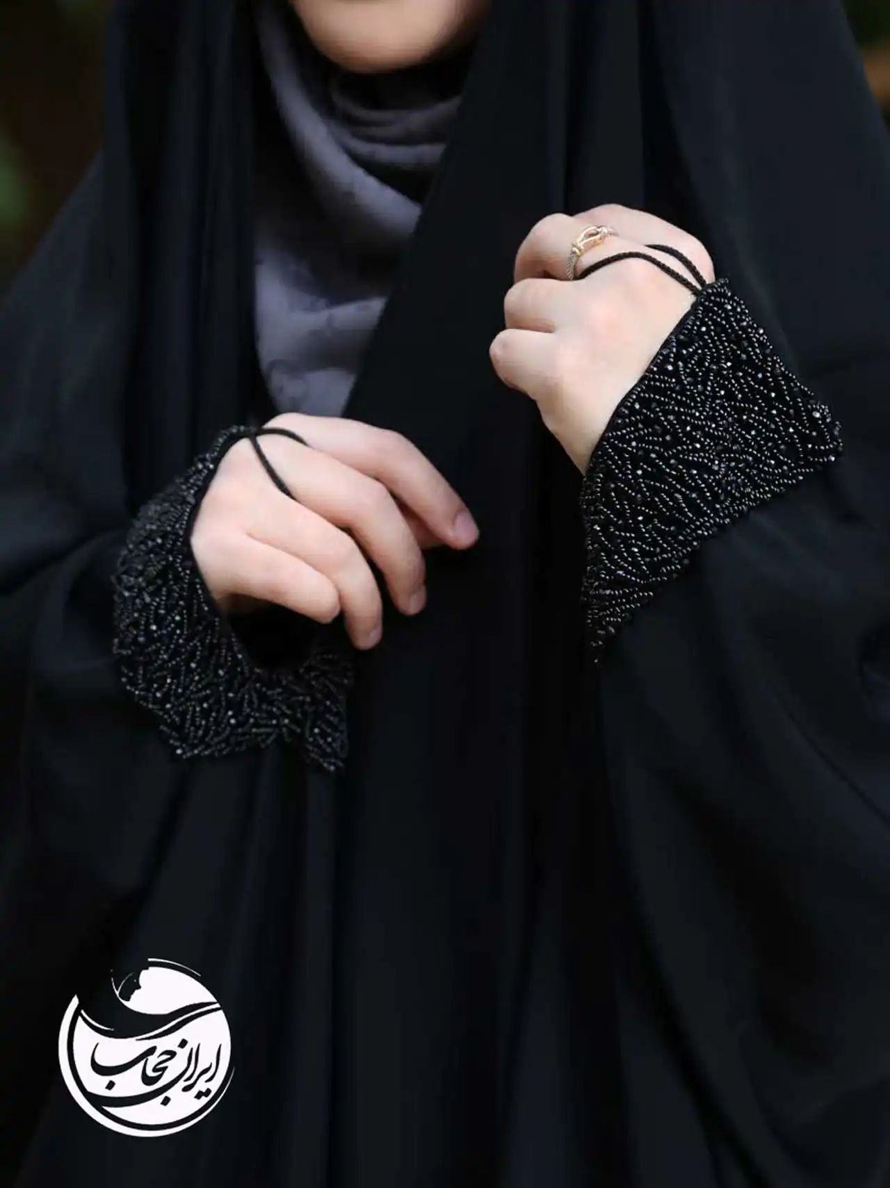 انواع مدل چادر مشکی + زیباترین مدل های چادر مشکی ترند امسال بسیار شیک و لاکچری