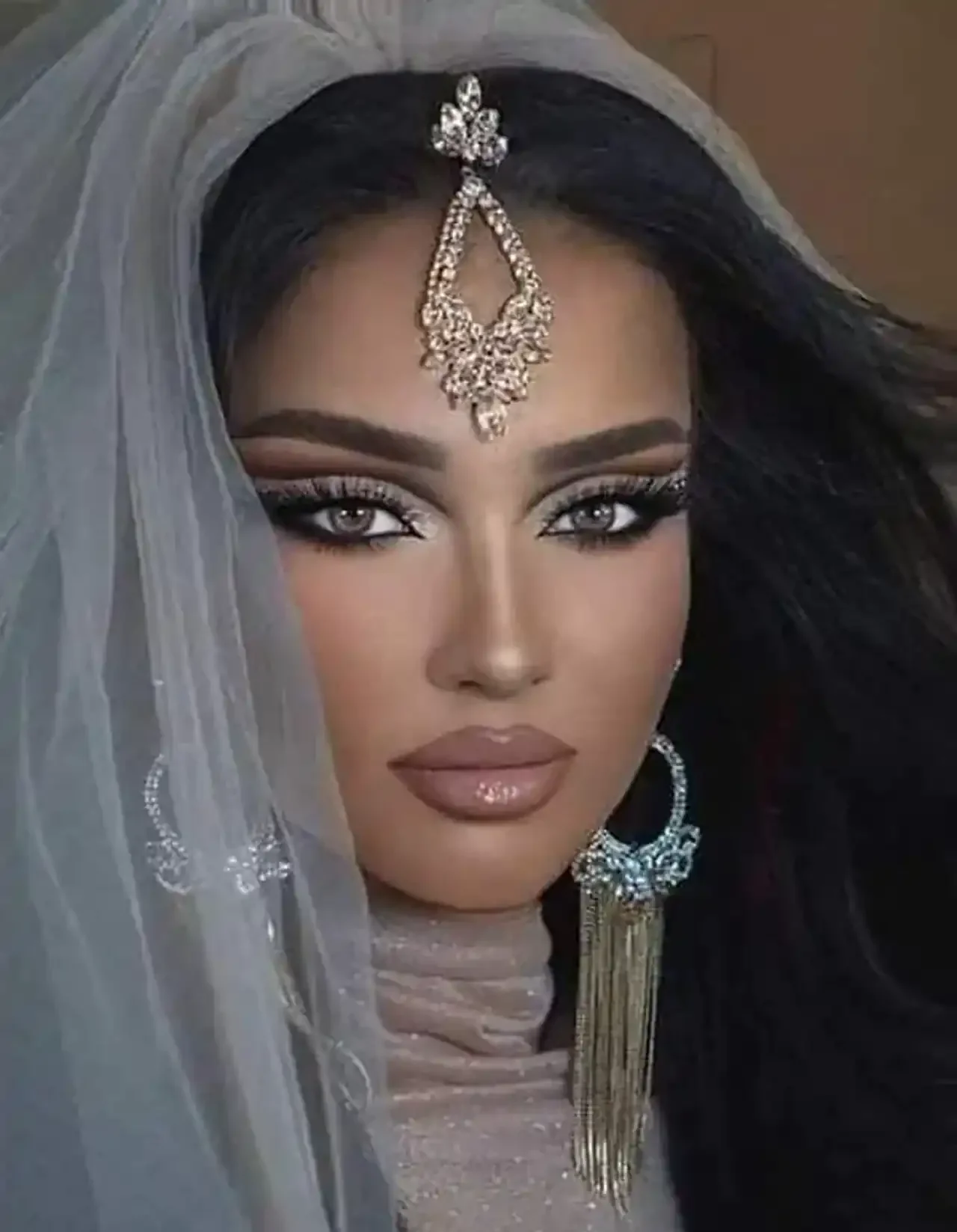 مدل عروس عربی + زیباترین مدل های میکاپ عروس عربی بسیار شیک و لاکچری