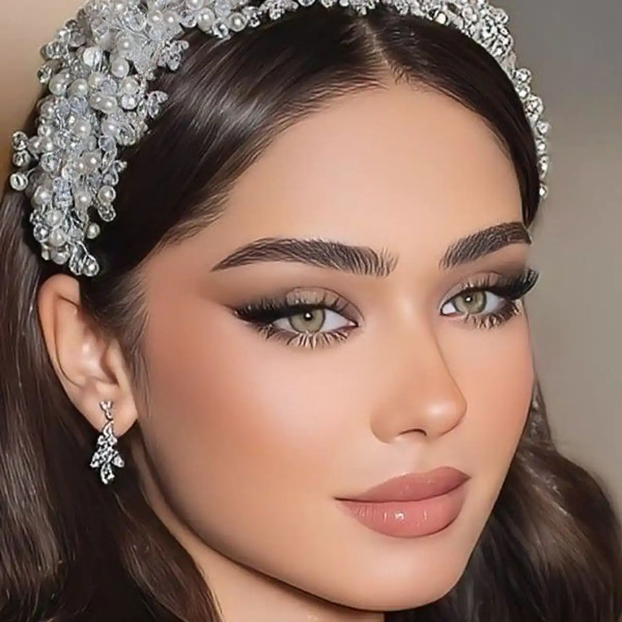 مدل عروس جدید + زیباترین مدل های عروس جدید با میکاپ و لباس فوق العاده