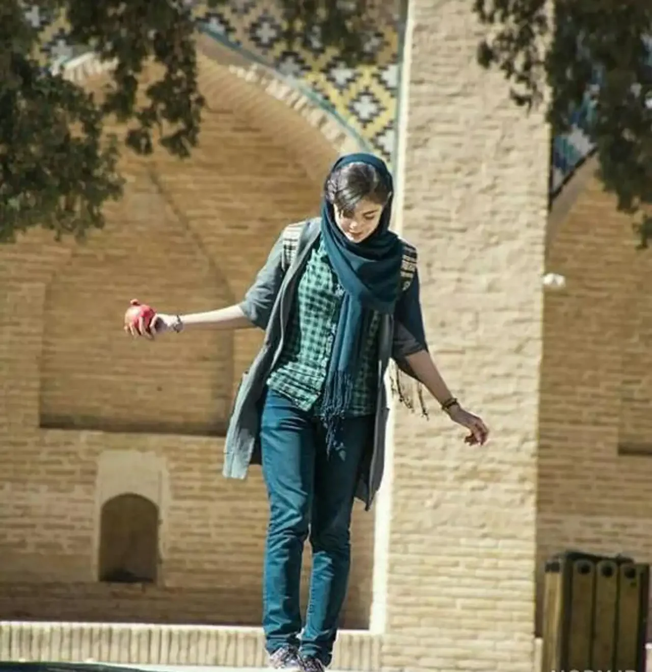 مدل عکس گرفتن دخترانه + زیباترین ژست ها برای مدل عکس گرفتن دخترانه امسال
