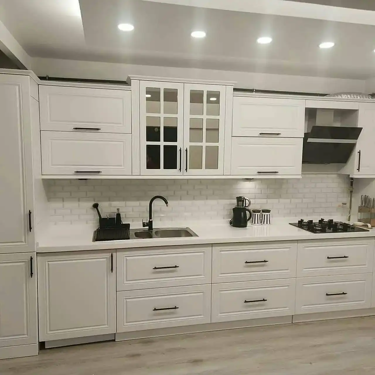بهترین مدل کابینت ام دی اف سفید + مدل های جدید و شیک کابینت مدرن آشپزخانه با رنگ سفید