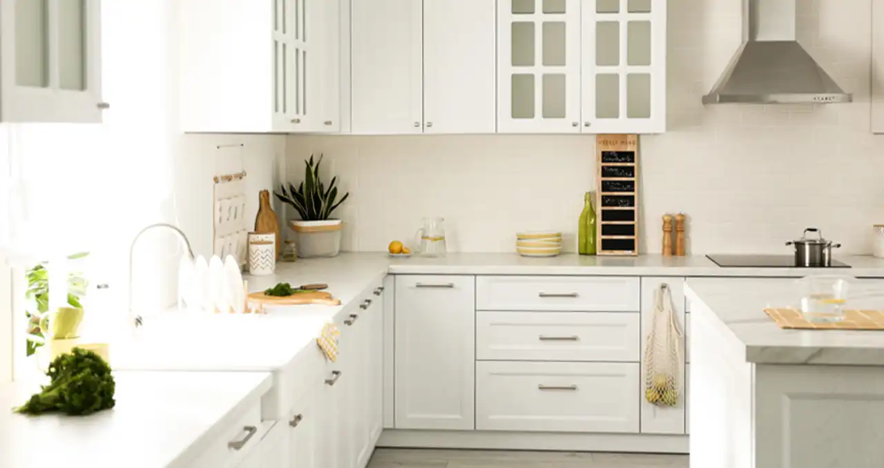 بهترین مدل کابینت ام دی اف سفید + مدل های جدید و شیک کابینت مدرن آشپزخانه با رنگ سفید