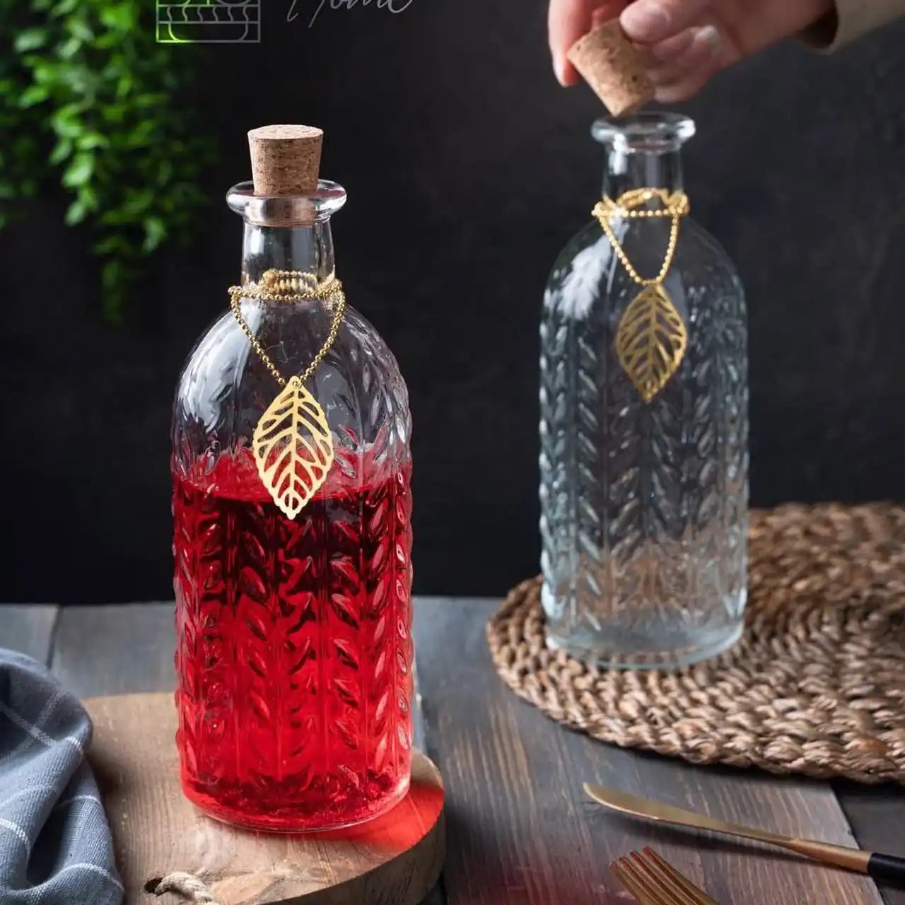 بطری شیک شیشه ای + مدل های جدید بطری شیشه ای برای آب خوردن و نوشیدنی های رنگی