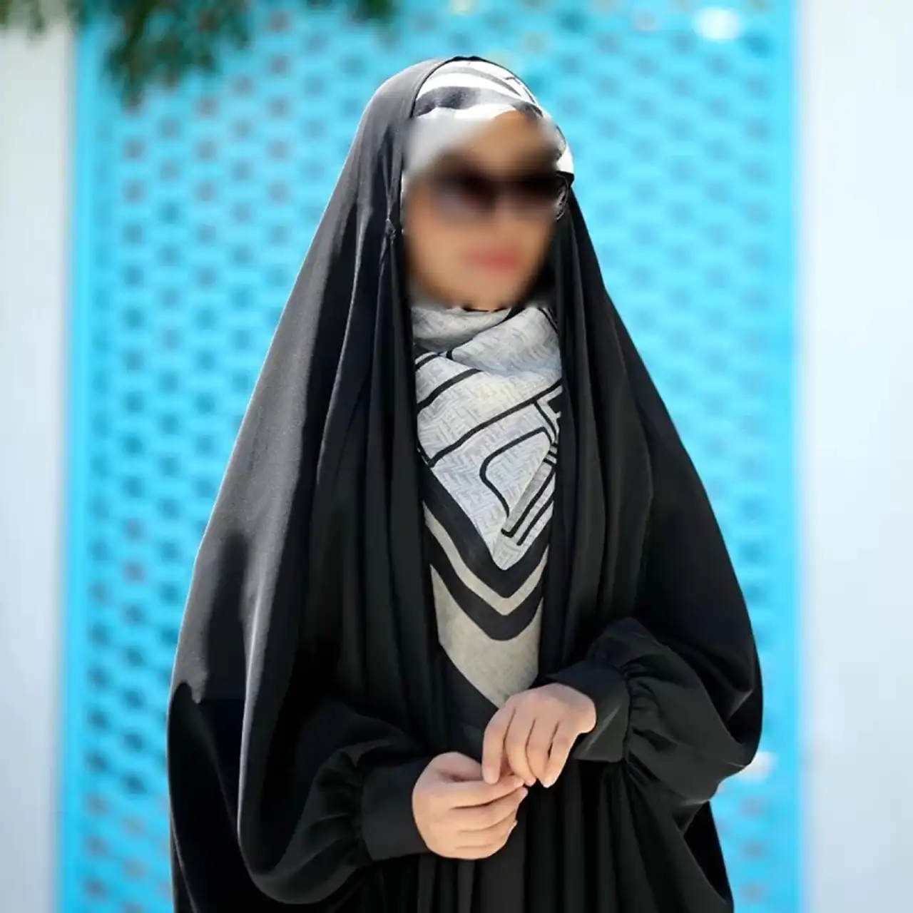 مدل چادر مشکی جدید + زیباترین مدل های چادر مشکی جدید و ترند امسال