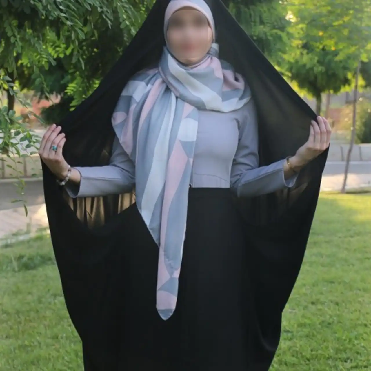 مدل چادر مشکی جدید + زیباترین مدل های چادر مشکی جدید و ترند امسال