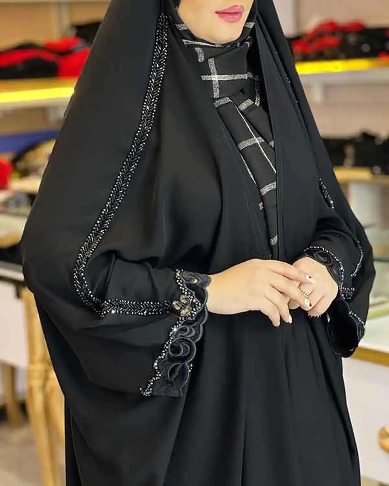 مدل چادر مشکی جدید + زیباترین مدل های چادر مشکی جدید و ترند امسال