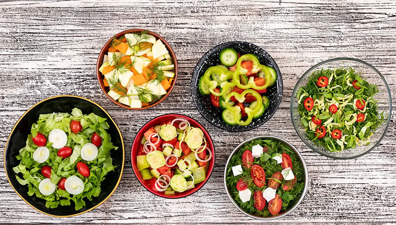 چند مدل سالاد + زیباترین مدل های سالاد مجلسی ترند امسال با تزیین فوق العاده
