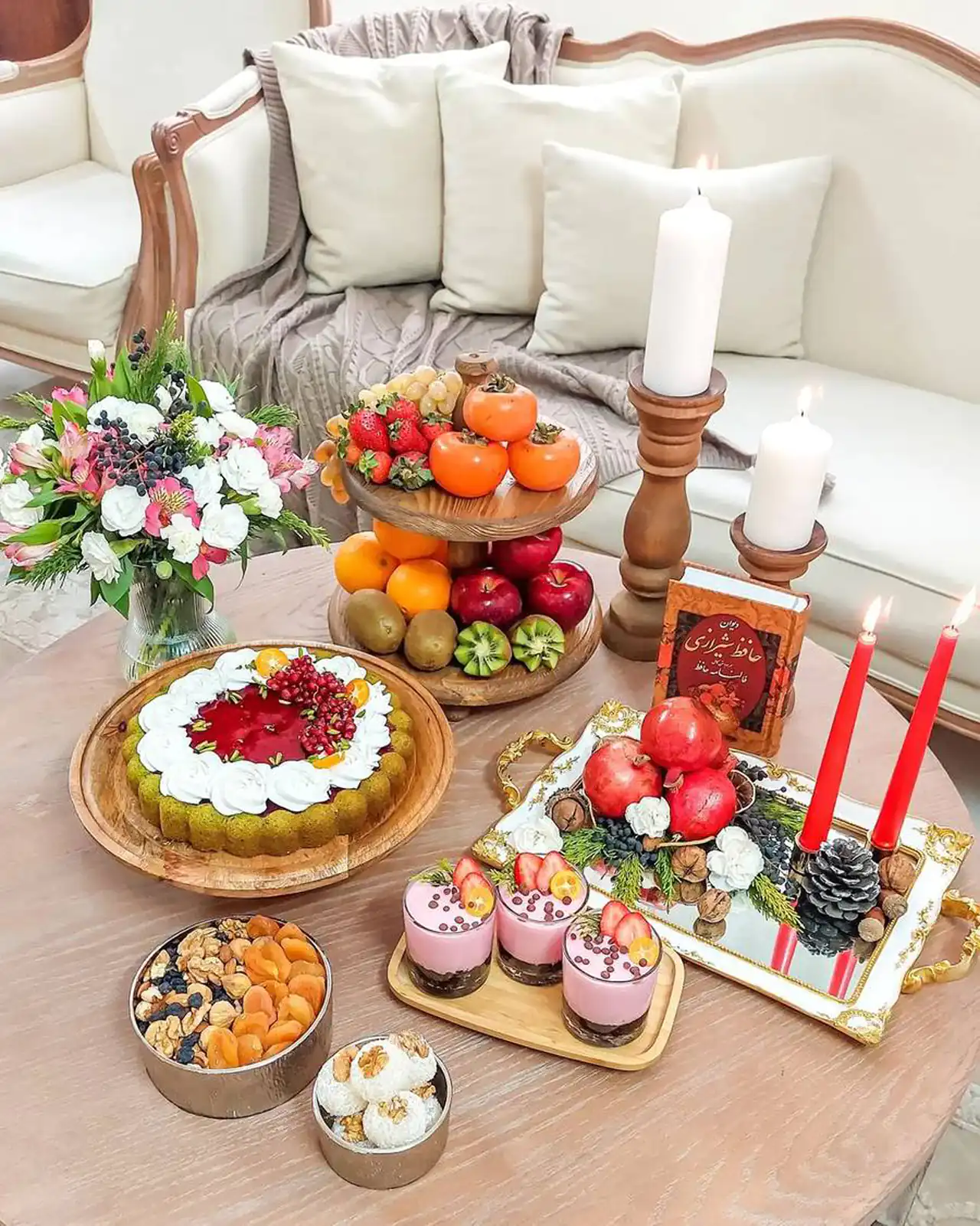 مدل چیدن میز شب یلدا  + زیباترین دیزاین برای چیدن میز شب یلدا امسال