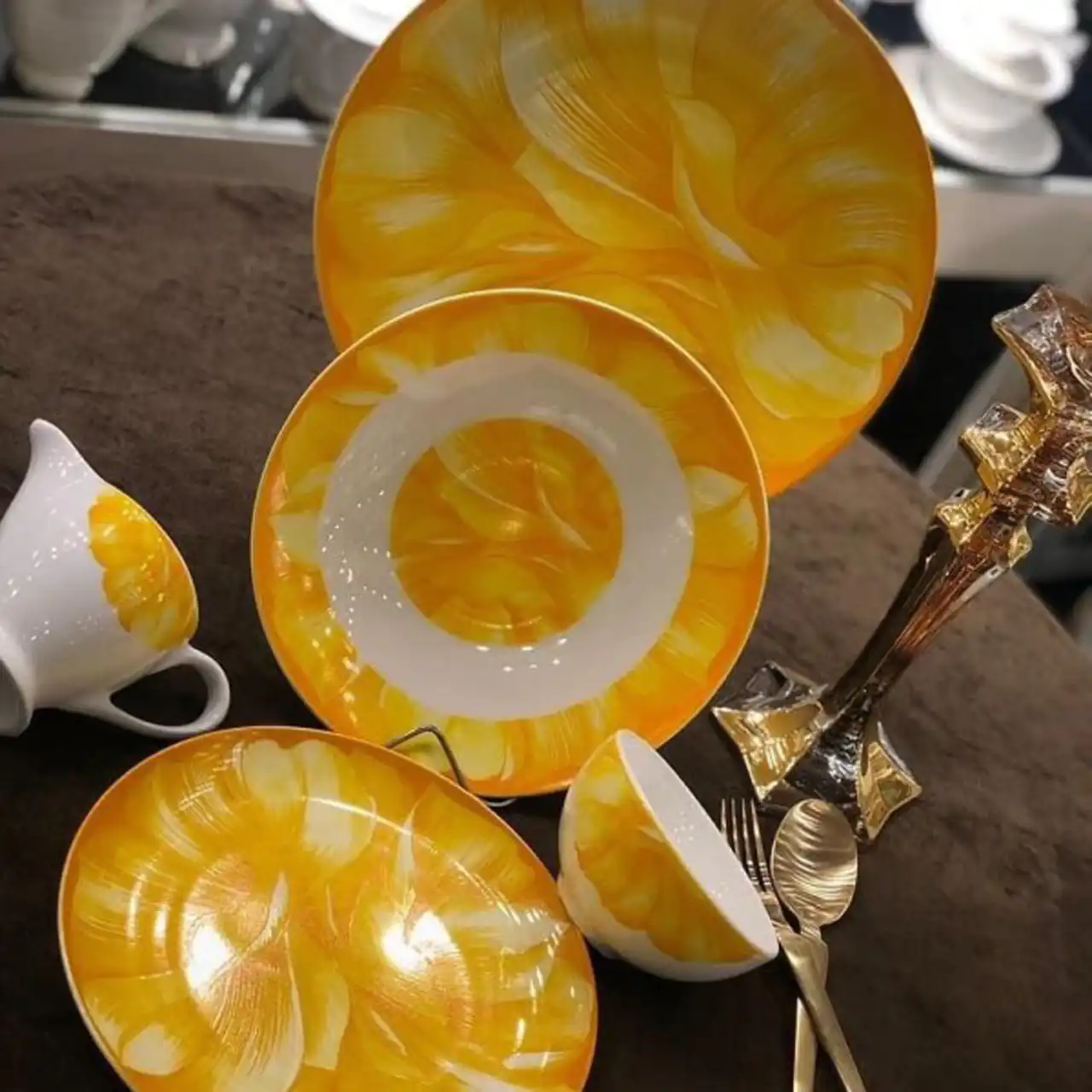 غذاخوری چینی ساده و گلدار + طرح های متفاوت و خاص برای نو عروسان