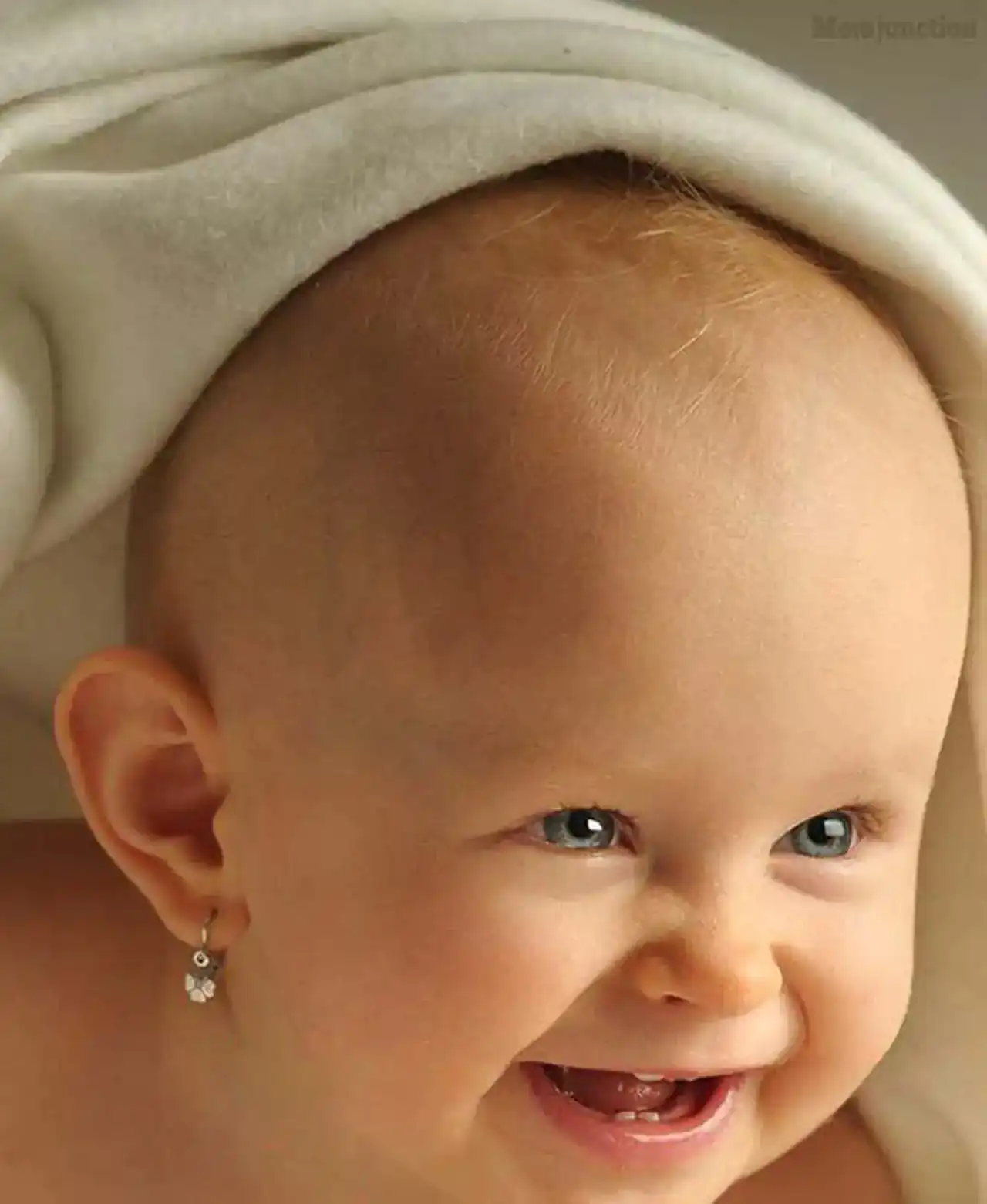 مدل گوشواره نوزادی + زیباترین مدل های گوشواره نوزادی امسال بسیار شیک