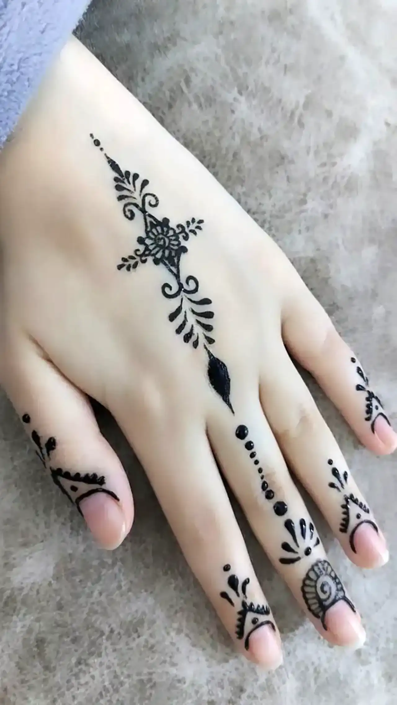 مدل حنا آسان + زیباترین مدل های حنا آسان دست بسیار شیک و لاکچری و ترند امسال