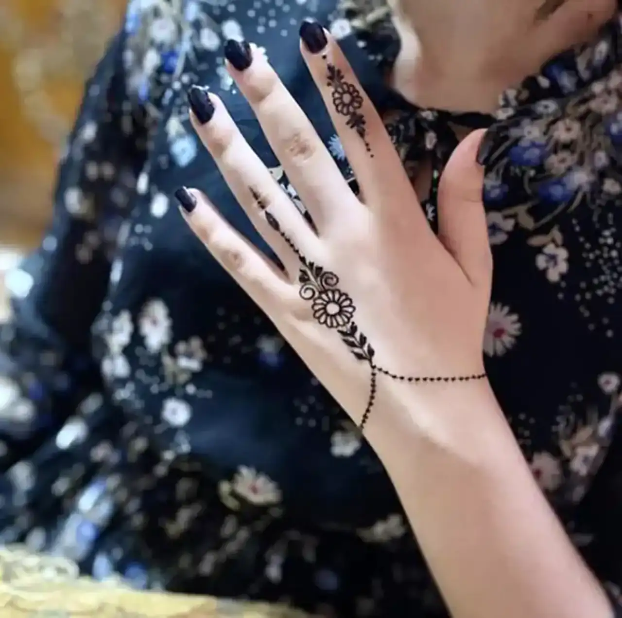 مدل حنا آسان + زیباترین مدل های حنا آسان دست بسیار شیک و لاکچری و ترند امسال