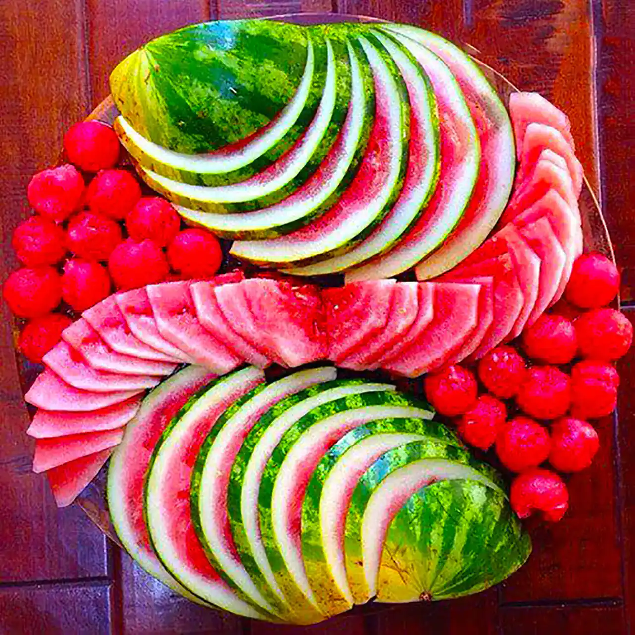 تزیین هندوانه شب یلدا + زیباترین دیزاین ها و تزیین برای هندوانه شب یلدا امسال