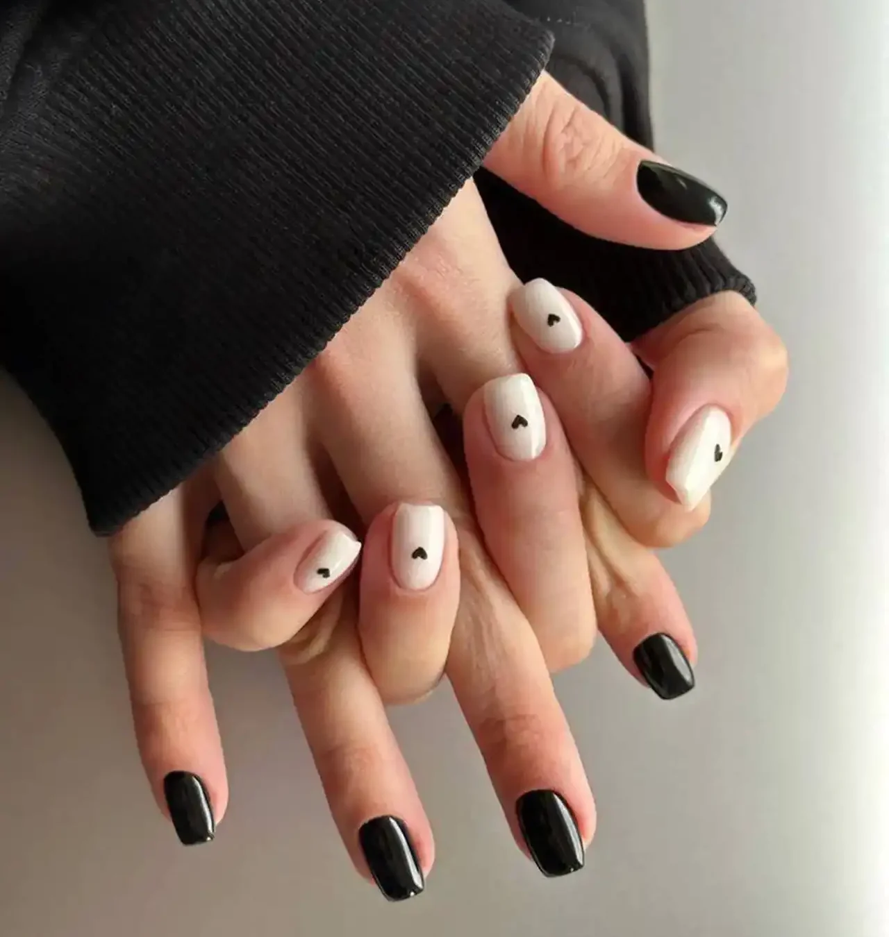 مدل لاک ژل روی ناخن طبیعی + زیباترین مدل های لاک ژل روی ناخن طبیعی امسال
