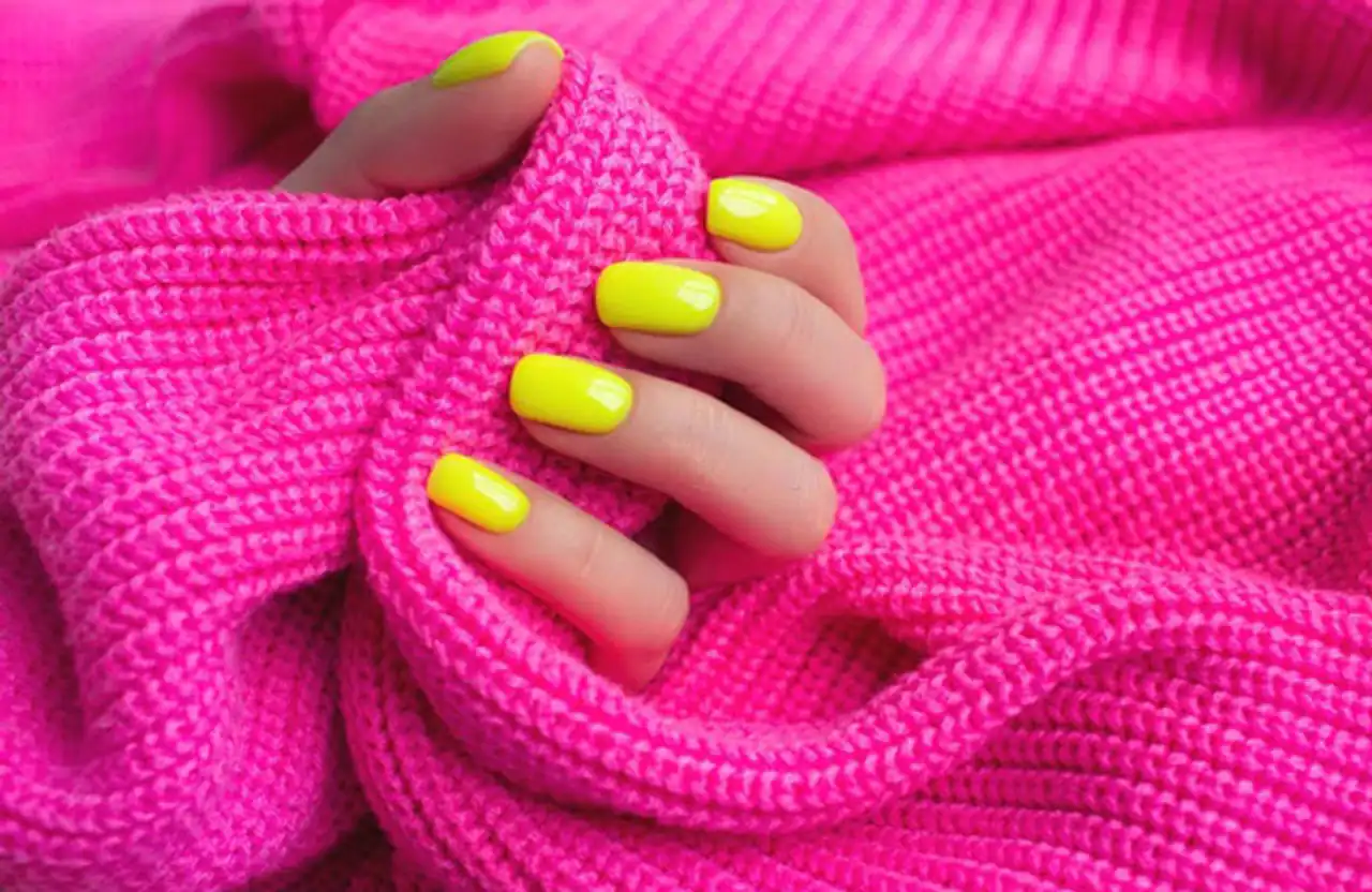 مدل لاک ژل روی ناخن طبیعی + زیباترین مدل های لاک ژل روی ناخن طبیعی امسال