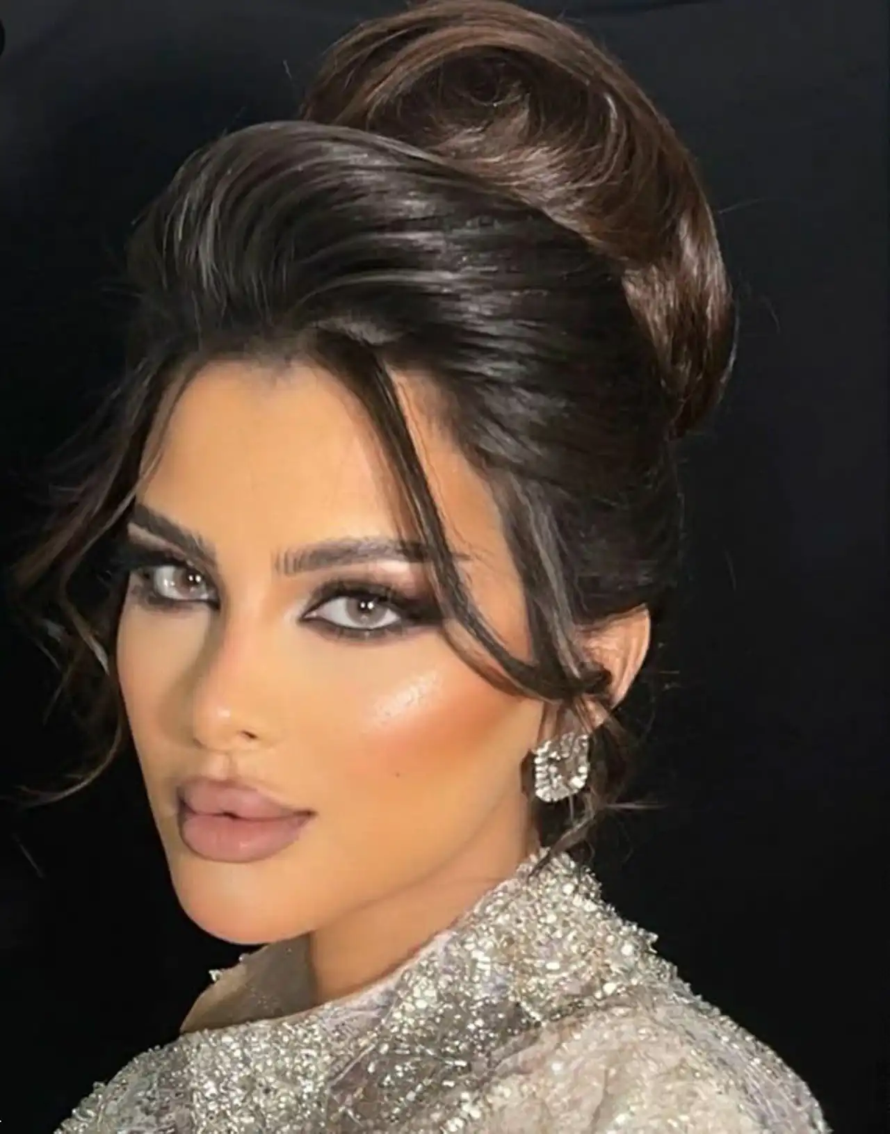 مدل میکاپ و شینیون جدید + زیباترین ترکیب میکاپ و شینیون جدید و ترند امسال