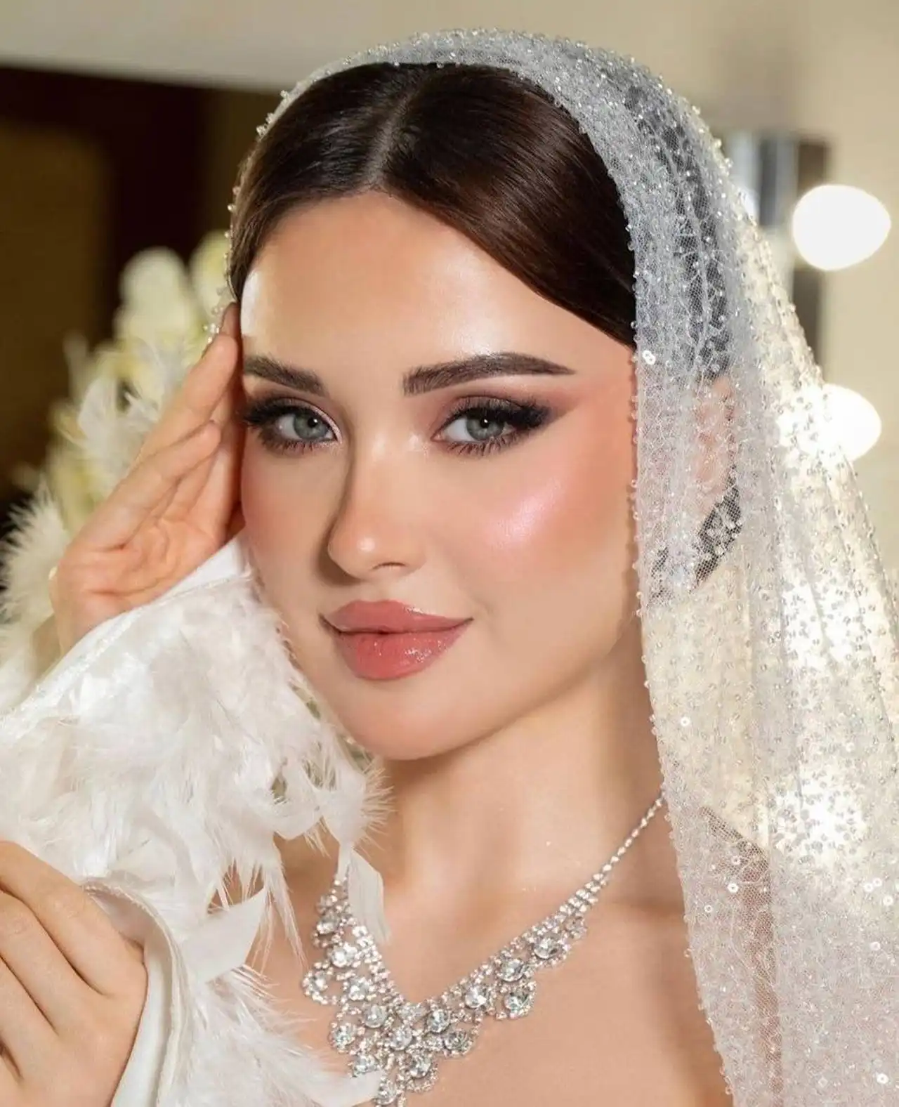 مدل ارایش عروس ایرانی + تکنیک های جدید و شیک برای ارایش عروس با رنگ های ملایم