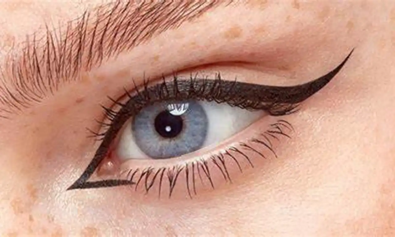 مدل چشم روباهی + تکنیک های ساده و زیبا برای آرایش کردن چشم روباهی