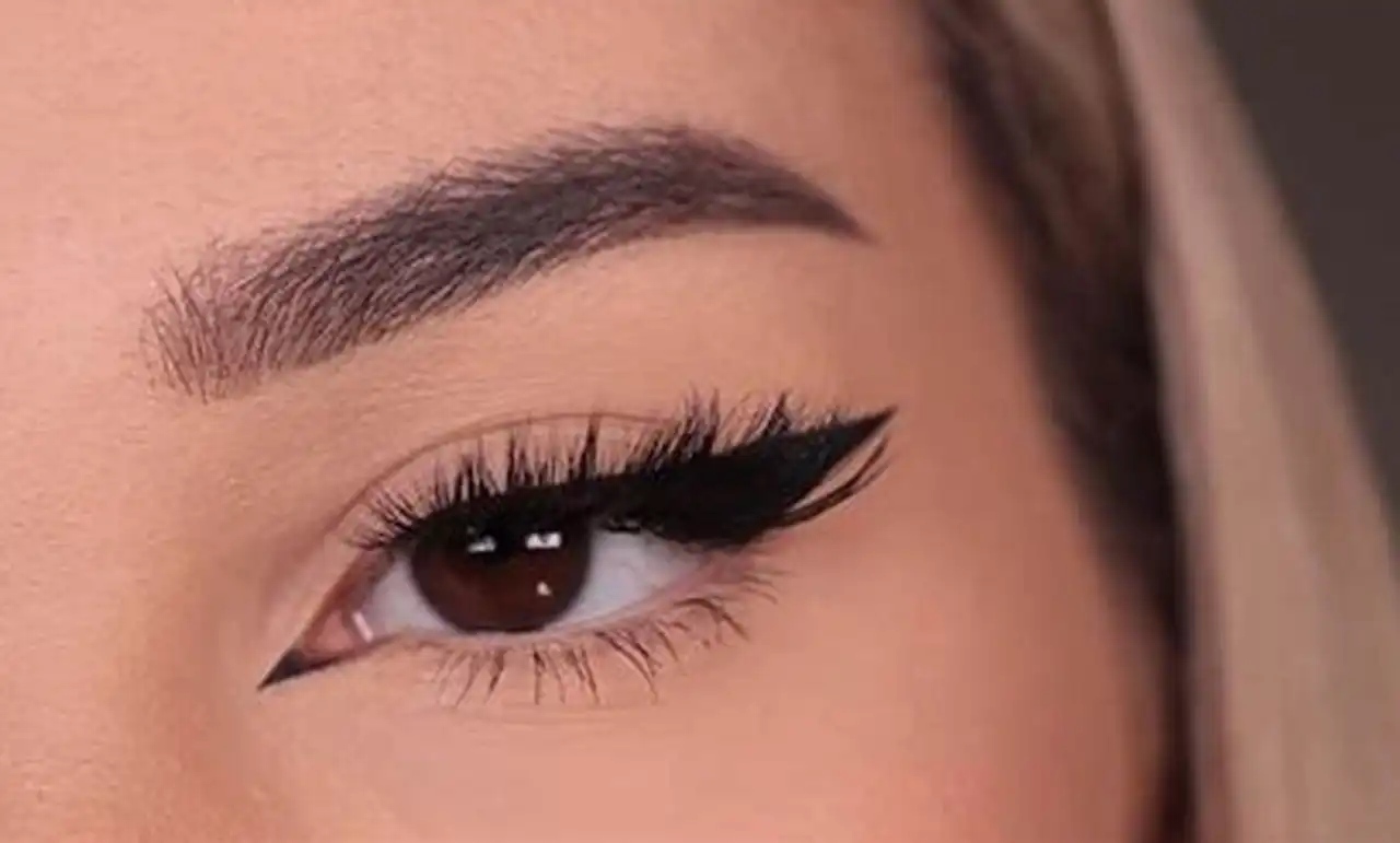 مدل چشم روباهی + تکنیک های ساده و زیبا برای آرایش کردن چشم روباهی