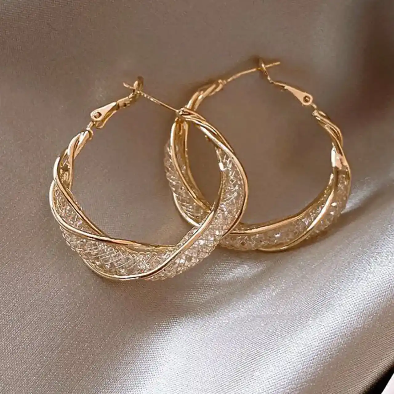 مدل گوشواره حلقه ای جدید + زیباترین و شیک ترین مدل های گوشواره حلقه ای طلا